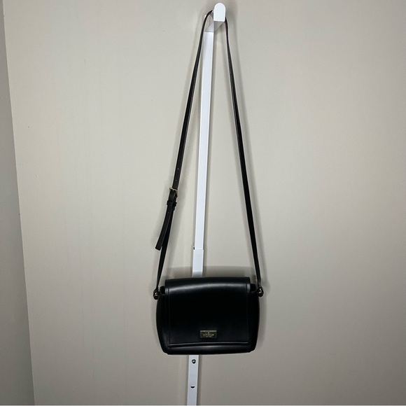 kate spade Handbags - Kate Spade New York Black Leather Crossbody Bag Pink Interior